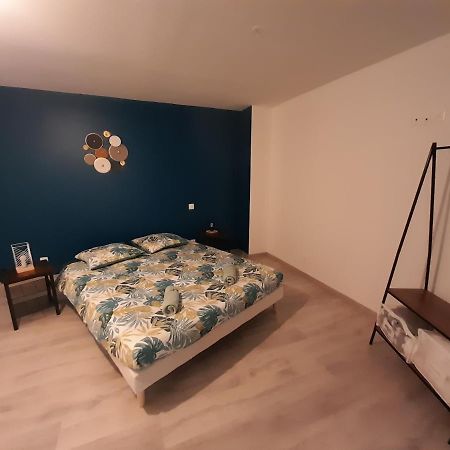Le Travers Daire Joigny Dış mekan fotoğraf