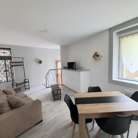 Le Travers Daire Joigny Dış mekan fotoğraf